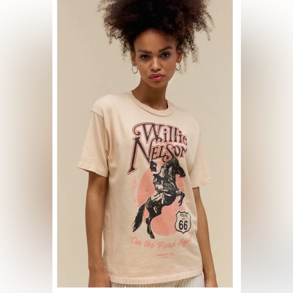 🤠Daydreamer NWT Willie Nelson Graphic Tee, size XL